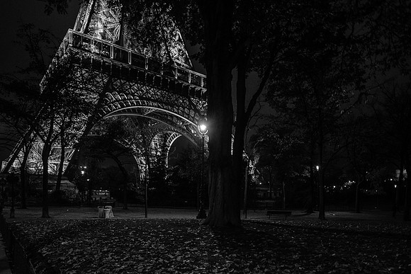 DARK CITIES PARIS