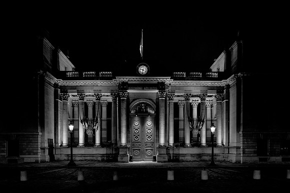 DARK CITIES PARIS