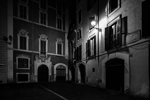 DARK CITIES ROME