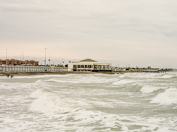 UNCOMMON OSTIA