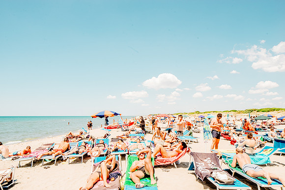 LIFE IS A BEACH A