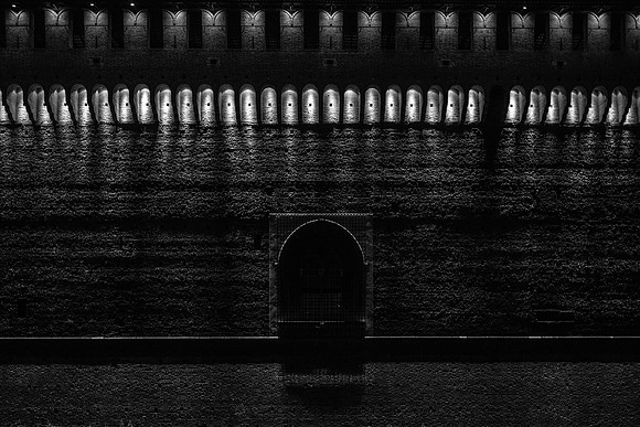 DARK CITIES MILAN