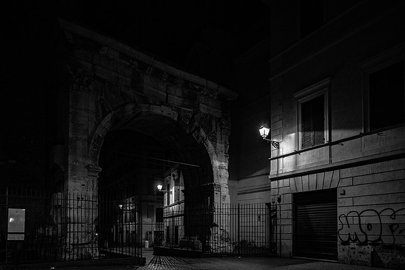 DARK CITIES ROME