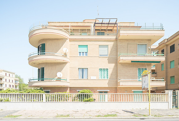 LUNGOILMARE