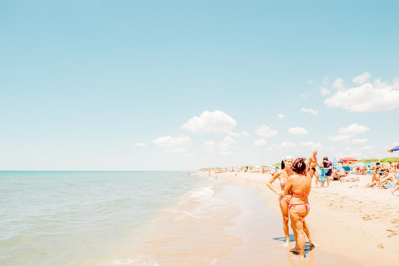 LIFE IS A BEACH A