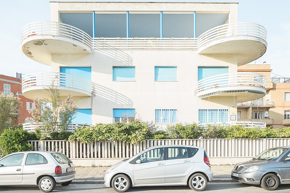 LUNGOILMARE